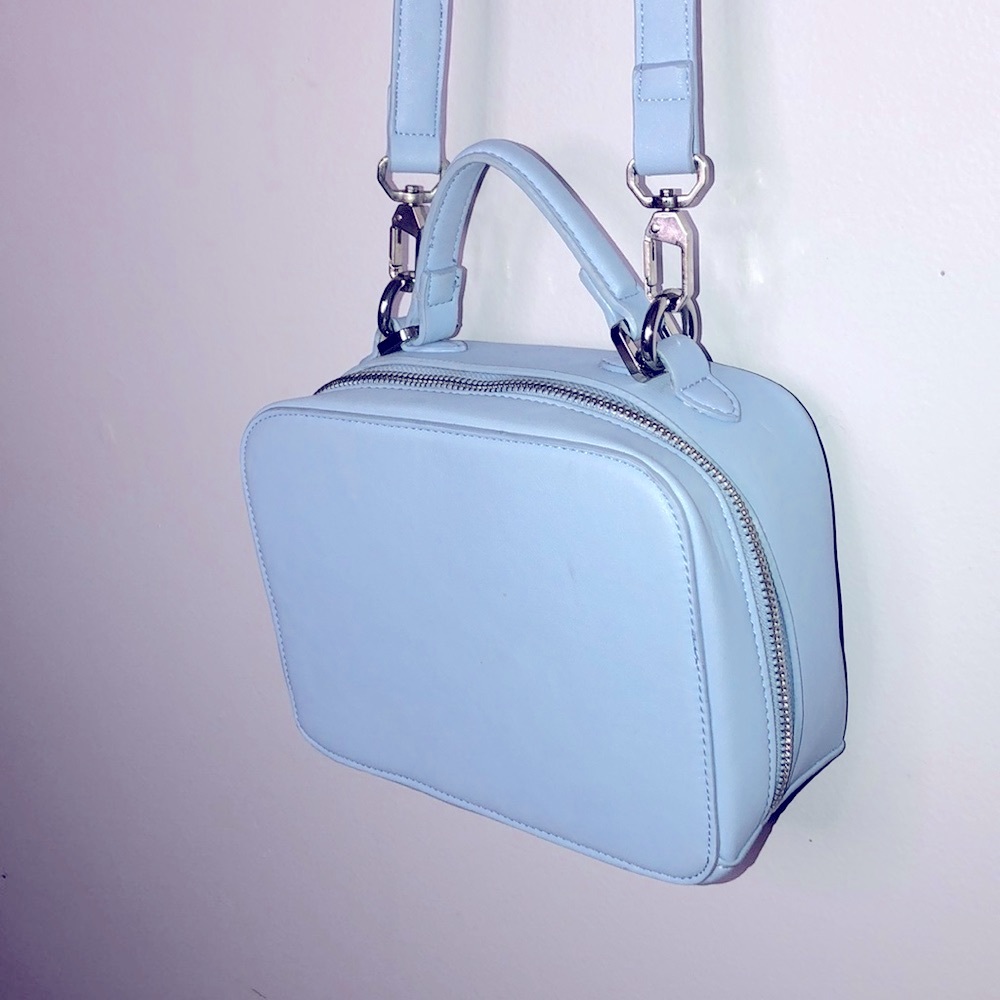 Crossbody Bag W/Removable Strap